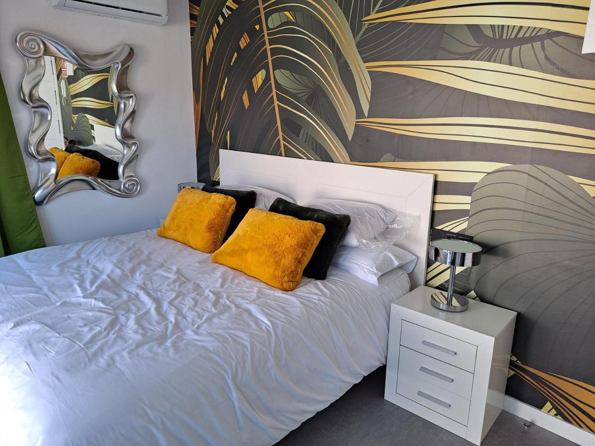 Levante Suites Бенідорм Екстер'єр фото